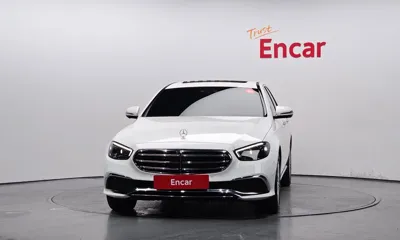 Mercedes-Benz E-Class 2023, 19450 км, за 30084.07 USD