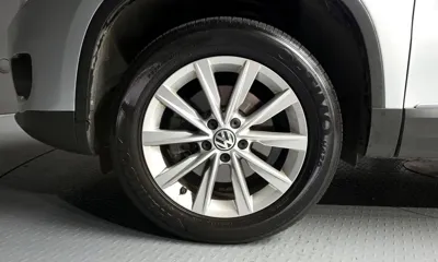 Volkswagen Tiguan 2013, 108184 км, за 3187.62 USD