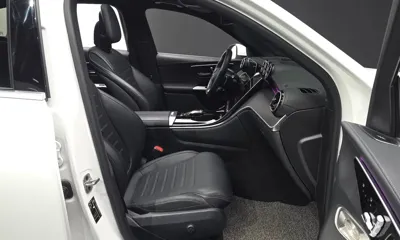 Mercedes-Benz GLC-Class 2024, 38225 км, за 38400.95 USD - фото 12