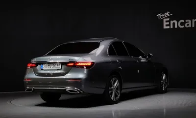 Mercedes-Benz E-Class 2022, 50318 км, за 22004.72 USD