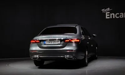 Mercedes-Benz E-Class 2022, 50318 км, за 22004.72 USD