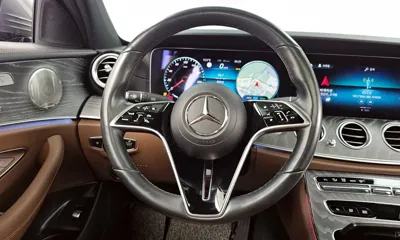 Mercedes-Benz E-Class 2022, 50318 км, за 22004.72 USD - фото 13