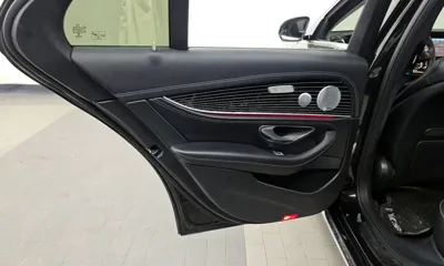 Mercedes-Benz E-Class 2018, 97127 км, за 16738.87 USD - фото 25