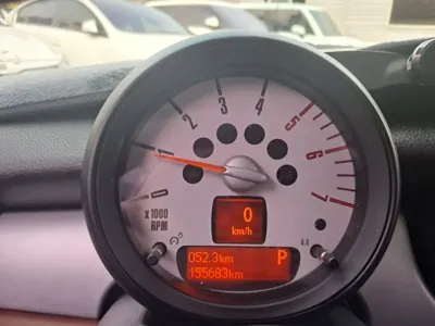 MINI Cooper 2012, 155588 км, за 2246.45 USD - фото 9