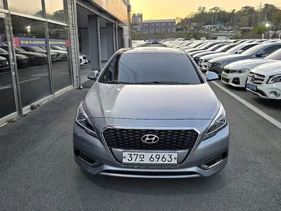 Hyundai Sonata 2017, 177000 км, за 4228.47 USD