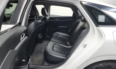 Kia K5 2022, 63944 км, за 13976.46 USD - фото 12