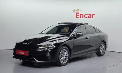 Kia K5 · 2023 год