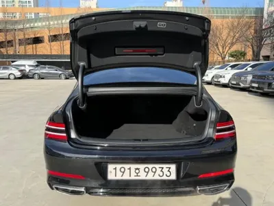 Genesis G80 2023, 75850 км, за 5435.21 USD