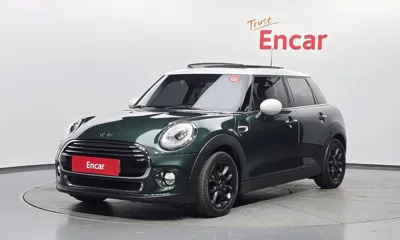 MINI Cooper · 2016 год