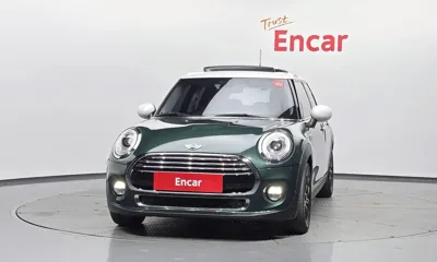 MINI Cooper 2016, 173264 км, за 4561.08 USD