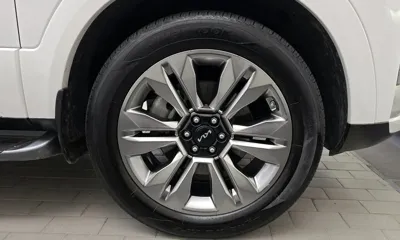 Kia Mohave 2024, 24126 км, за 25912.23 USD
