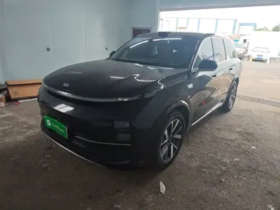 Li Auto Li L8 2023, 90900 км, за 29104.79 USD