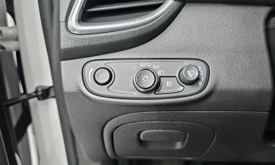 ChevroletGMDaewoo Trax 2020, 51528 км, за 7548.9 USD - фото 15