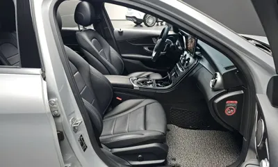 Mercedes-Benz C-Class 2017, 19462 км, за 12406.46 USD - фото 10