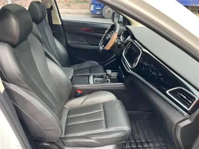 Jetour X90