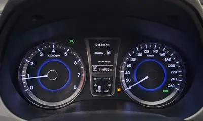 Hyundai Grandeur 2011, 116535 км, за 3164.85 USD - фото 8