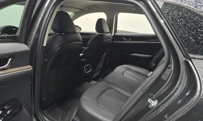 Kia K5 2022, 78053 км, за 18019.79 USD - фото 11