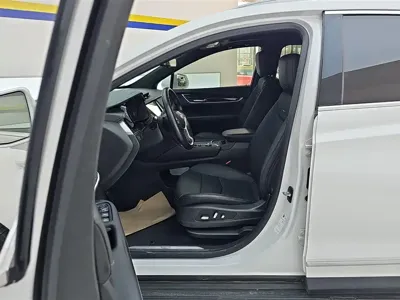Cadillac XT5 2019, 63800 км, за 16733.62 USD - фото 9