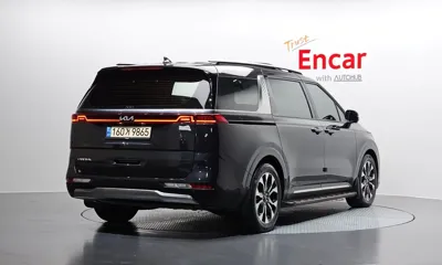 Kia Canival 2023, 95472 км, за 18310.43 USD