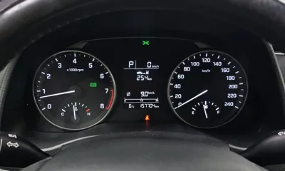 Hyundai Avante 2016, 157704 км, за 4558.97 USD - фото 8