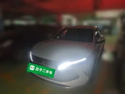 BYD Qin L · 2025 год