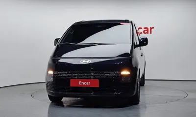 Hyundai Staria 2025, 16385 км, за 18248.9 USD