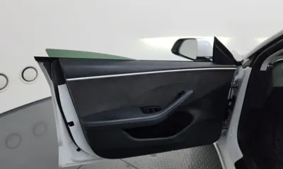 Tesla Model 3 2024, 66115 км, за 35814.27 USD - фото 24