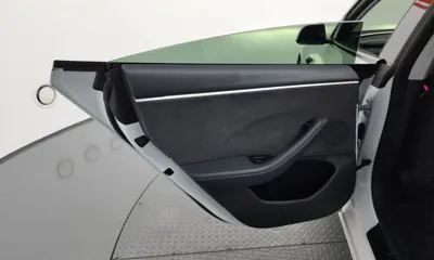 Tesla Model 3 2024, 66115 км, за 35814.27 USD - фото 25