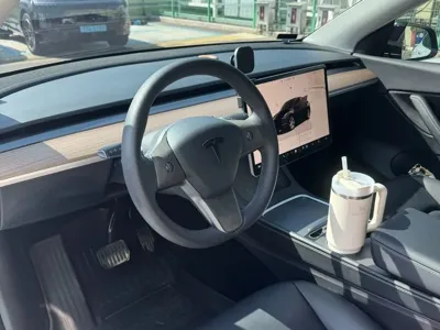 Tesla Model Y 2022, 48520 км, за 28285.41 USD - фото 7