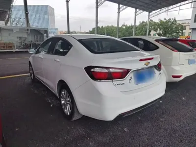 Chevrolet Cruze 2016, 131700 км, за 2839.85 USD