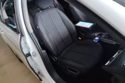 Peugeot 408 2014, 133200 км, за 5322 USD - фото 19