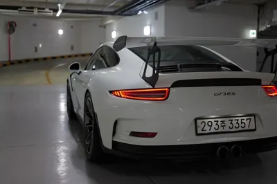 Porsche 911 2016, 28946 км, за 201862.26 USD