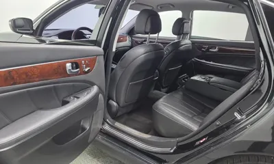 Hyundai Equus 2012, 190796 км, за 2214.98 USD - фото 12