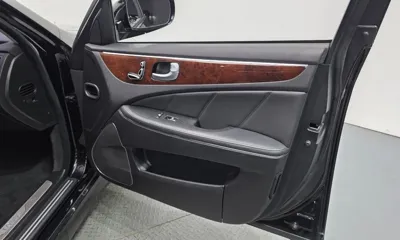 Hyundai Equus 2012, 190796 км, за 2214.98 USD - фото 18