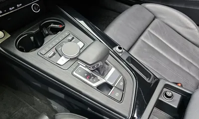 Audi A5 2019, 50177 км, за 17592.23 USD - фото 9