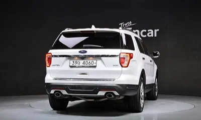 Ford Explorer 2018, 99968 км, за 10921.14 USD