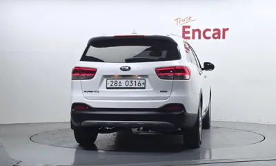 Kia Sorento 2017, 172672 км, за 6610.26 USD