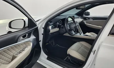 Genesis G70 2021, 72077 км, за 20283.58 USD - фото 10