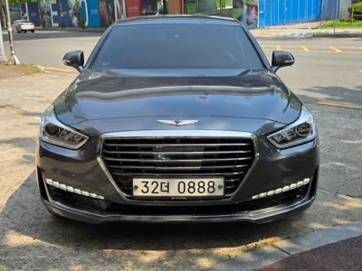 Genesis EQ900 2016, 113454 км, за 11171.35 USD