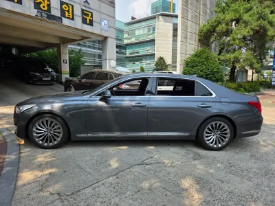 Genesis EQ900 2016, 113454 км, за 11171.35 USD