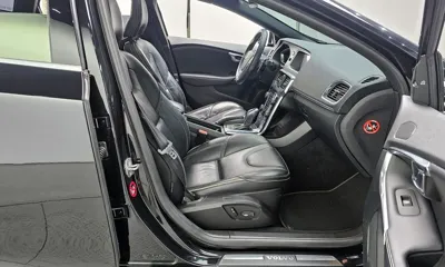 Volvo V40 2015, 54163 км, за 7880.79 USD - фото 11
