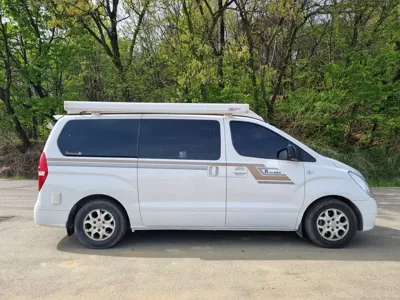 Hyundai Starex 2013, 145000 км, за 8995.03 USD