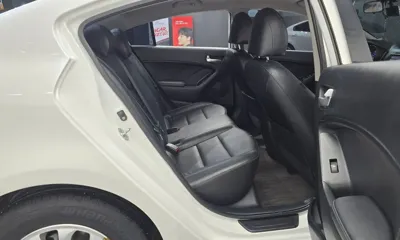Kia K3 2015, 124061 км, за 3479.06 USD - фото 12