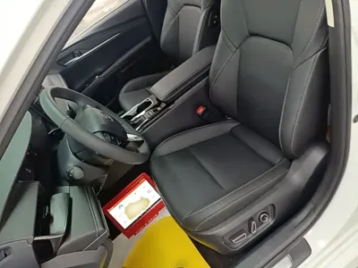 Toyota Camry 2025, 3800 км, за 18304.53 USD - фото 15