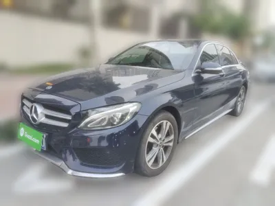 Mercedes-Benz C-Class · 2018 год