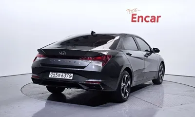 Hyundai Avante 2021, 107915 км, за 9051.24 USD