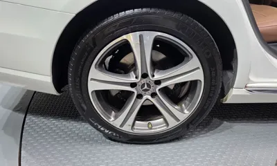 Mercedes-Benz E-Class 2018, 145174 км, за 14006.52 USD