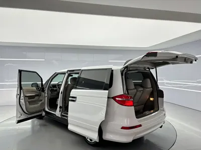 Honda Elysion 2014, 107000 км, за 8210.55 USD - фото 8