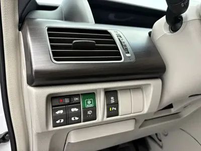 Honda Elysion 2014, 107000 км, за 8210.55 USD - фото 13