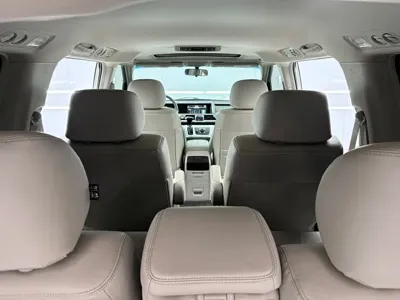 Honda Elysion 2014, 107000 км, за 8210.55 USD - фото 16